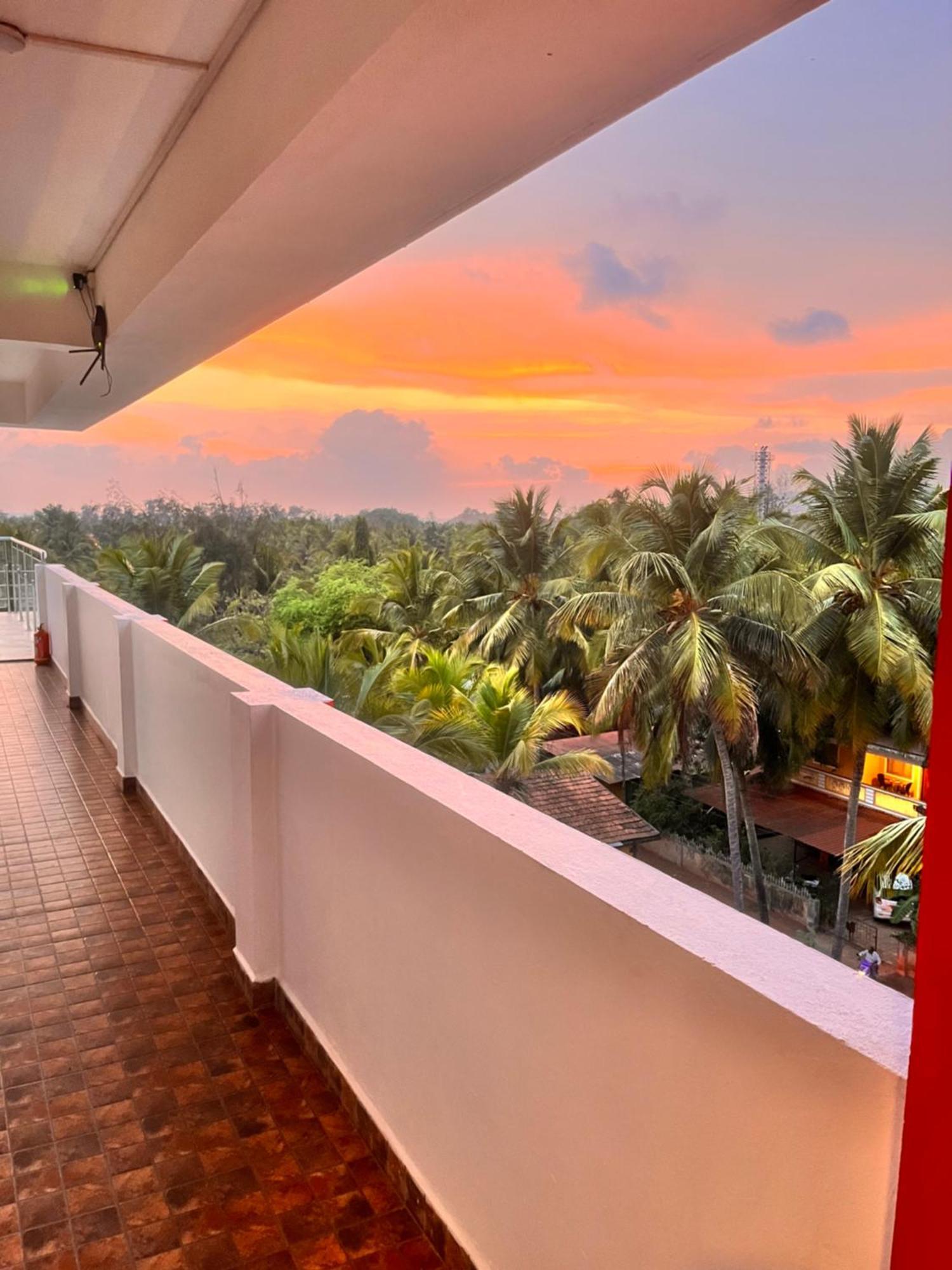 Martins Crest Hotel Patnem Beach Ngoại thất bức ảnh
